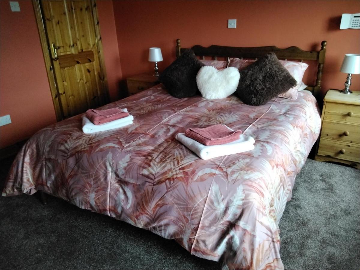 Warm And Welcoming Family Home Ballinrobe Esterno foto