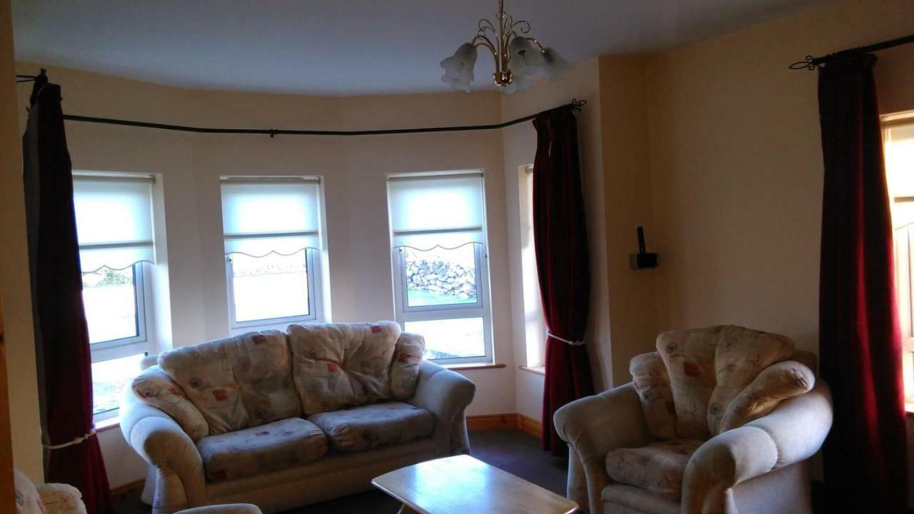 Warm And Welcoming Family Home Ballinrobe Esterno foto